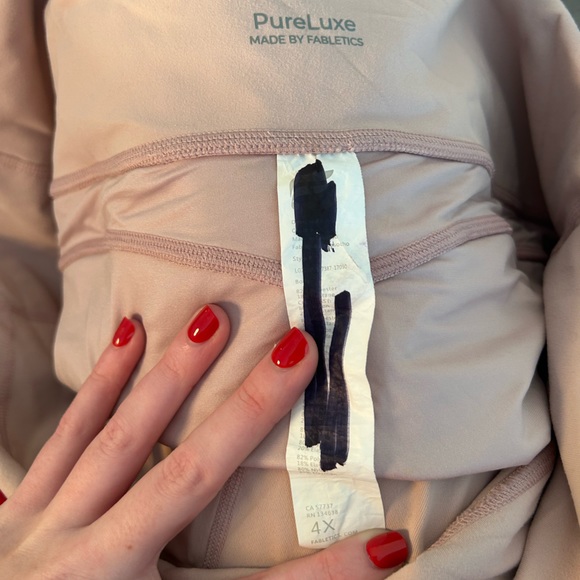 Women's Plus Size Fabletics PureLuxe Leggings | Size 4X - Picture 3 of 3